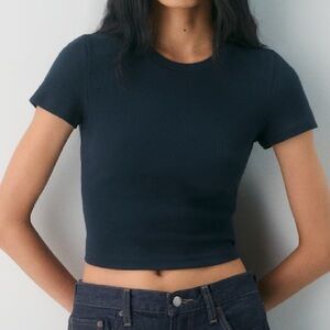Aritzia TNA Black Crew Neck Tee